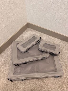 Monos Packing Cubes Set - 4pcs Travel Organizer